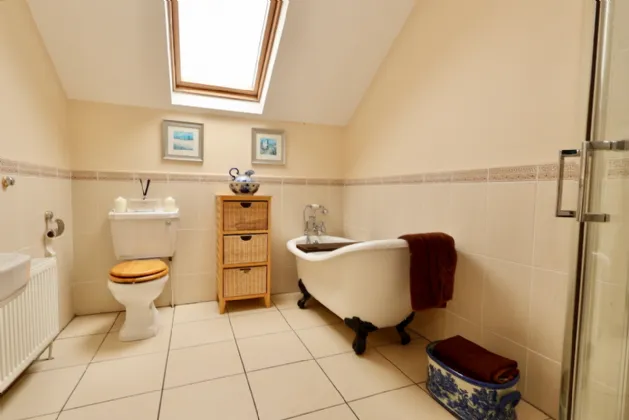 Photo of Creaghduff Stables, Coosan, Athlone, Co Westmeath, N37 K3E3