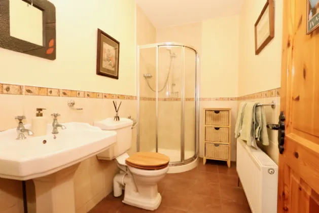 Photo of Creaghduff Stables, Coosan, Athlone, Co Westmeath, N37 K3E3