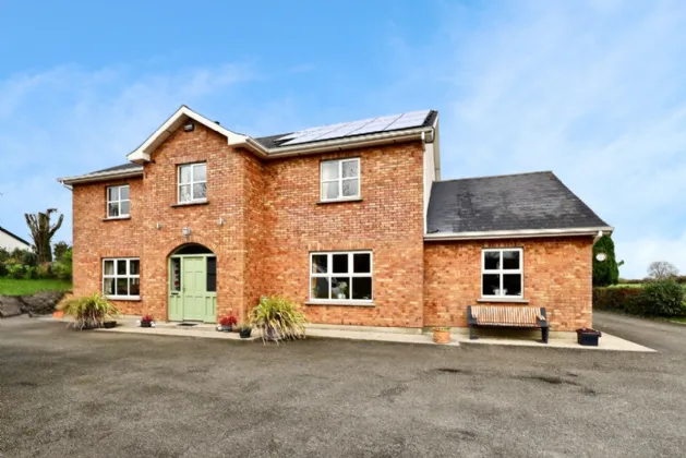 Photo of The Pigeons, Athlone, Co. Westmeath, N37 A627