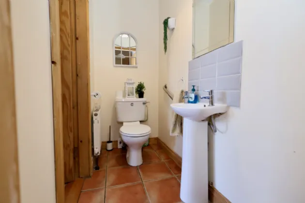 Photo of The Pigeons, Athlone, Co. Westmeath, N37 A627