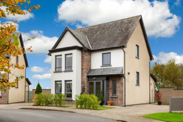 Photo of 6 Chapelton, Hollystown, Dublin 15, D15 AX7O