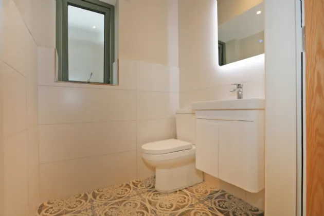 Photo of 2 Barnakyle Gardens, Patrickswell, Limerick, V9400N2