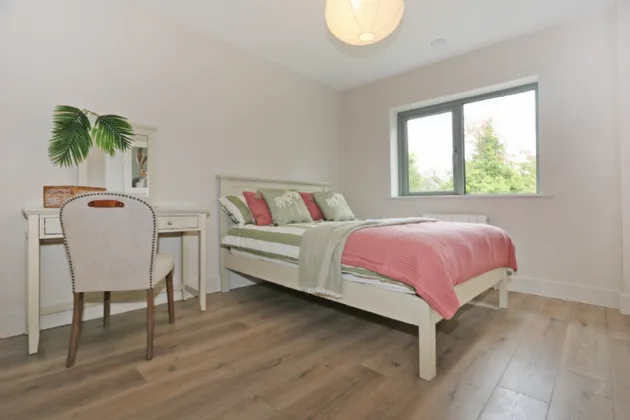 Photo of 2 Barnakyle Gardens, Patrickswell, Limerick, V9400N2