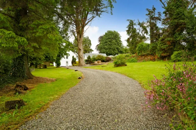 Photo of Ballinaraw House, Ballynaraw South, Bunnanaddan, Co. Sligo, F56FK00