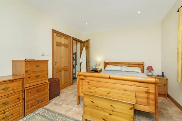 Photo of Ballinaraw House, Ballynaraw South, Bunnanaddan, Co. Sligo, F56FK00