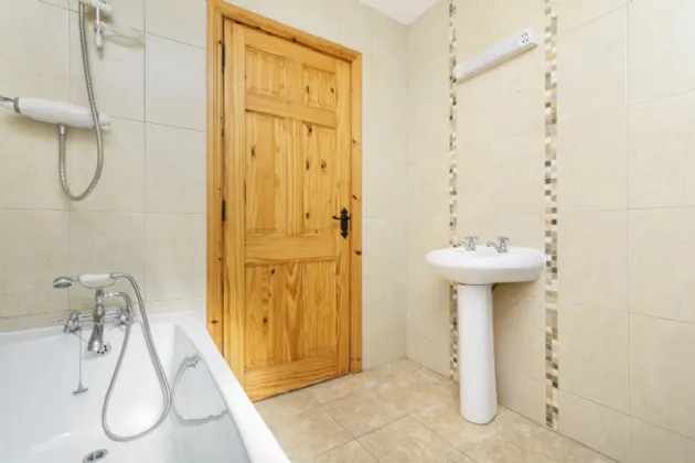 Photo of 35 Woodstream, Coolaney, Co. Sligo, F56FF60