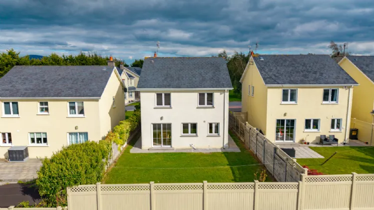 Photo of 25 The Paddocks, Clonmel, Co. Tipperary, E91 Y9A2