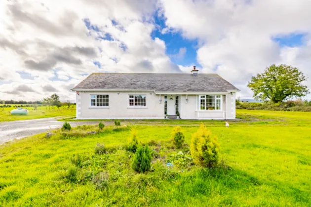 Photo of Aint, Knockane, Ballylooby, Cahir, Co. Tipperary, E21 NY58