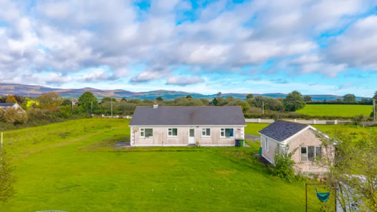 Photo of Aint, Knockane, Ballylooby, Cahir, Co. Tipperary, E21 NY58