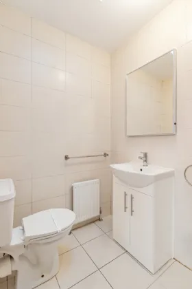 Photo of Anglesea, 40 Simmonscourt Castle, Ballsbridge, Dublin 4, D04 N2R5