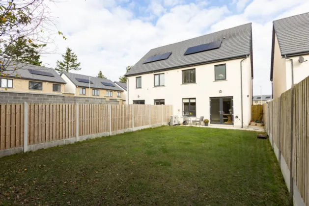 Photo of 129 Farranshock Park, Mullingar, Co. Westmeath., N91 W6FE