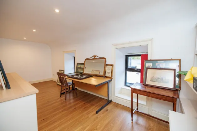 Photo of Tim's Bar & Lounge, The Quay, Thomastown, Co. Kilkenny, R95 XA70