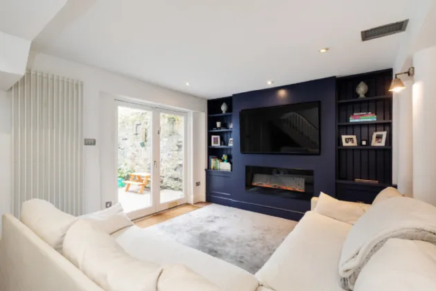 Photo of 3 Wellington Place, Ballsbridge, Dublin 4, D04 E7Y8