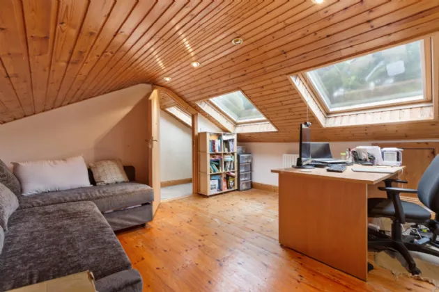 Photo of 40 Springvale, Edmondstown Road, Rathfarnham, Dublin 16, D16 P9Y8