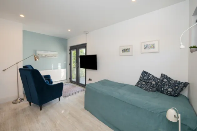 Photo of Whistler, Coast Road, Fountainstown, Crosshaven, Co.Cork, P43K300