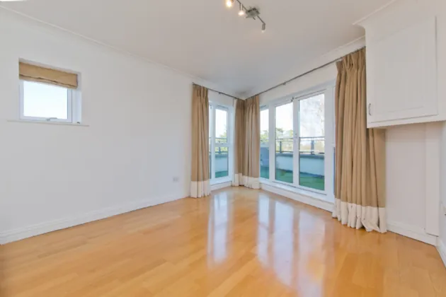 Photo of 9 Garthy Wood, Knocklyon, Dublin 16, D16 YR70