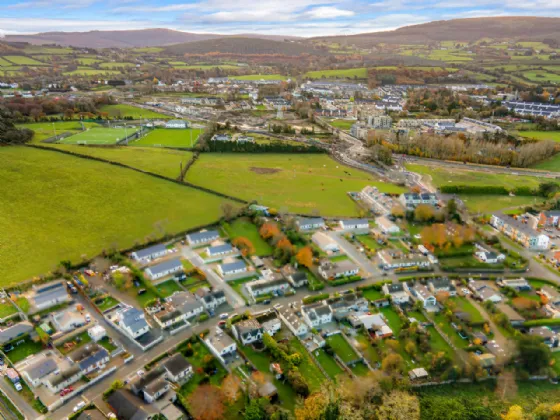 Photo of 26 Glenamuck Cottages, Carrickmines, Dublin 18, D18 Y5C6