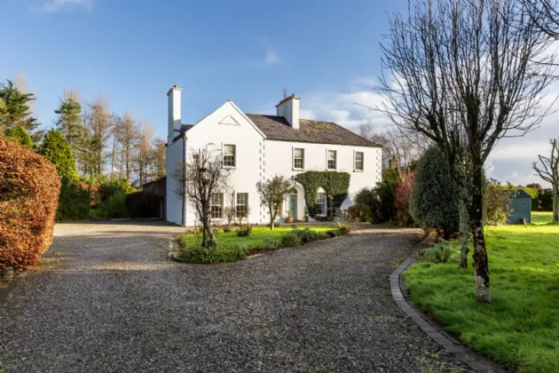 Photo of Saunderscourt House, Saunderscourt, Crossabeg, Co. Wexford, Y35 AE04
