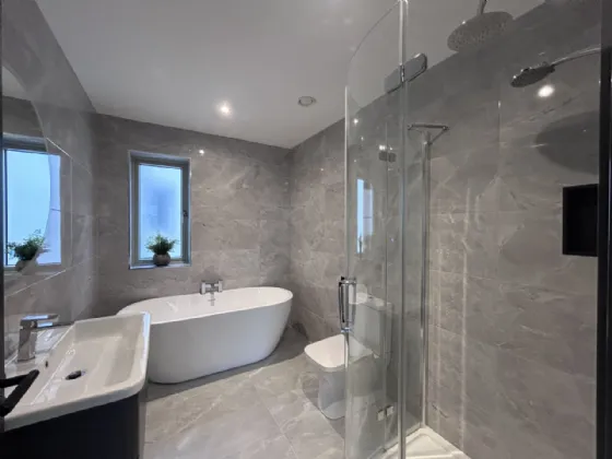 Photo of New Homes, LImetree Grove, Dualla Road, Cashel