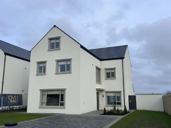 Photo of New Homes, LImetree Grove, Dualla Road, Cashel