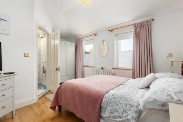 Photo of 6 Alexandra Terrace, Dundrum, Dublin 14, D14 TN60