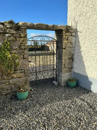 Photo of Claras House, Claras, Newtowncashel,  Ballymahon,, Co. Longford, N39EE70