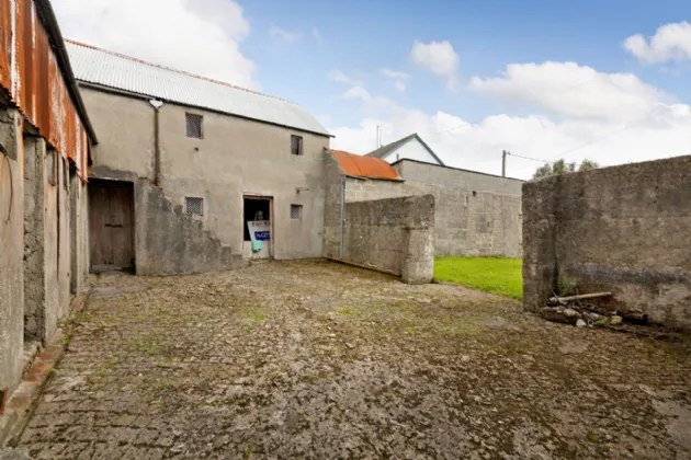 Photo of McGettricks, O'Connell Street, Ballymote, Co. Sligo, F56TX29