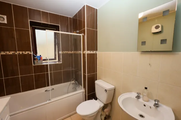 Photo of 4 Petitswood View, Dublin Rd, Mullingar, Co. Westmeath, N91 RY82