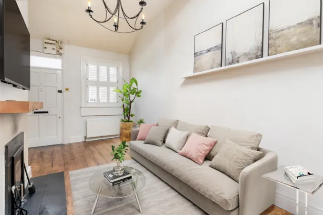 Photo of 107 Pembroke Cottages, Donnybrook, Dublin 4, D04 H5Y8