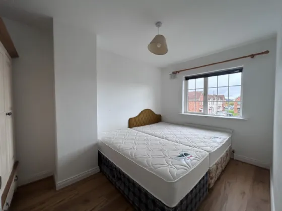 Photo of 17 Rosemount Close, Cahir, Co Tipperary, E21W544