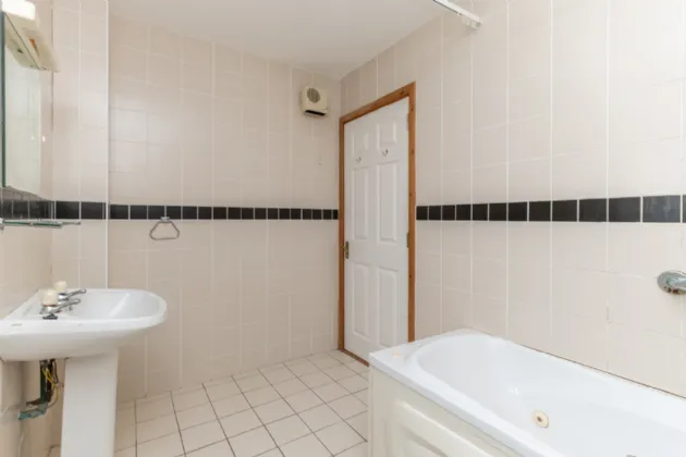 Photo of 8 Carleton Village, Golf Links Road, Youghal, Co. Cork, P36WD92