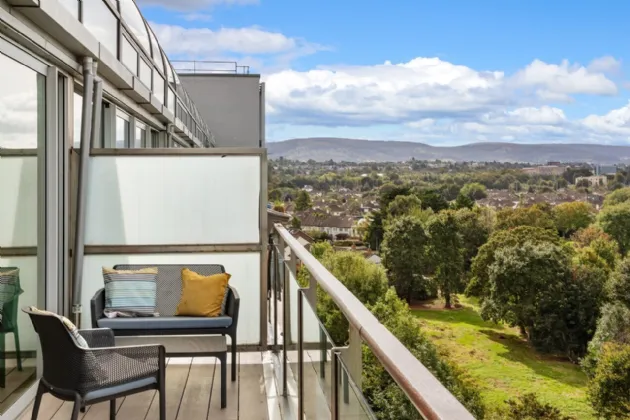 Photo of 24 The Links, Elmpark Green, Merrion, Dublin 4, D04 H426