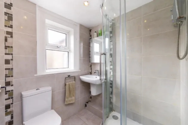 Photo of 10 Hollybrook Road, Clontarf, Dublin 3, D03 HW42