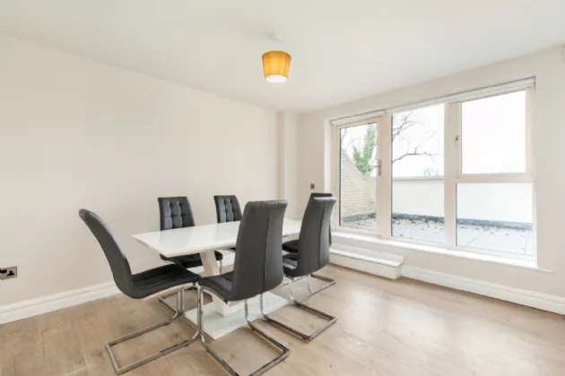 Photo of 8 Hawthorn Walk, Bird Avenue, Clonskeagh, Dublin 14, D14 C6C4