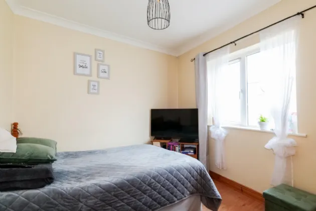 Photo of Londis, Church Street, Glenamaddy, Co. Galway, F45 CD85