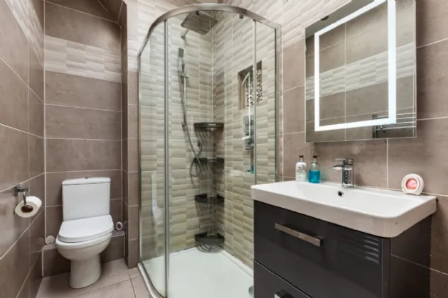 Photo of 172 Oliver Plunkett Avenue, Irishtown, Dublin 4, D04 EY24