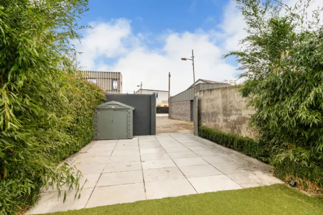 Photo of 8 Mount Eden Road, Donnybrook, Dublin 4, D04 X7P1