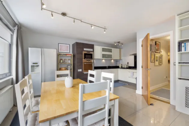 Photo of 6 Le Hunt House, Brennanstown, Cabinteely, D18 E433