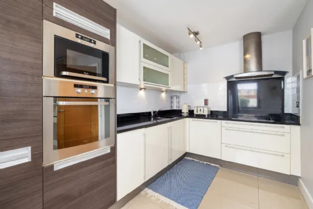 Photo of 6 Le Hunt House, Brennanstown, Cabinteely, D18 E433