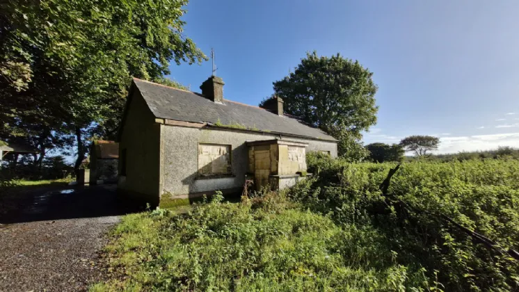 Photo of Derelict House With 1 Acre In Knocknagur, Knocknagur, Tuam, Co. Galway, H54P230