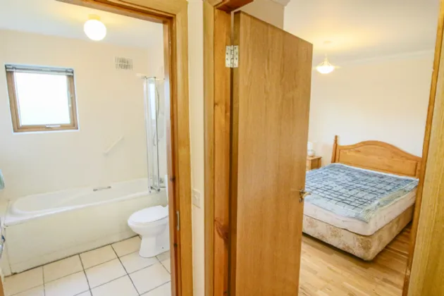 Photo of 1A, Shannon Cove, Shannon Cove, Dromod,, Co. Leitrim, N41 KD70