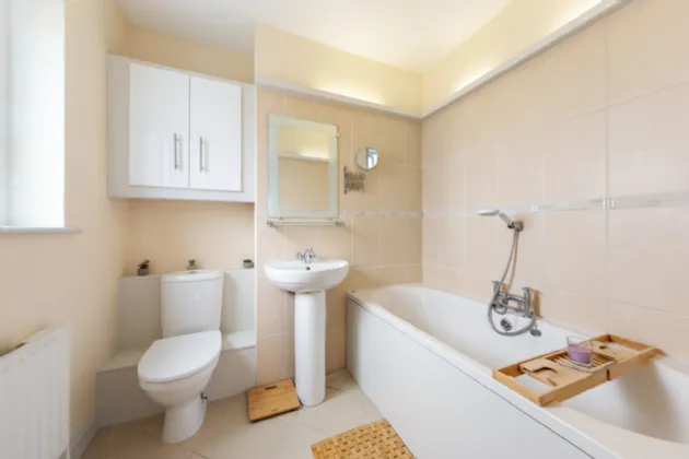 Photo of 24 Rochfort Avenue, Lucan, Co.Dublin, K78R635