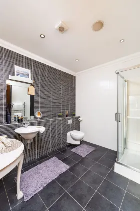 Photo of 18 Alder Lodge, Farmleigh Avenue, Farmleigh Woods, Castleknock, D15 N242