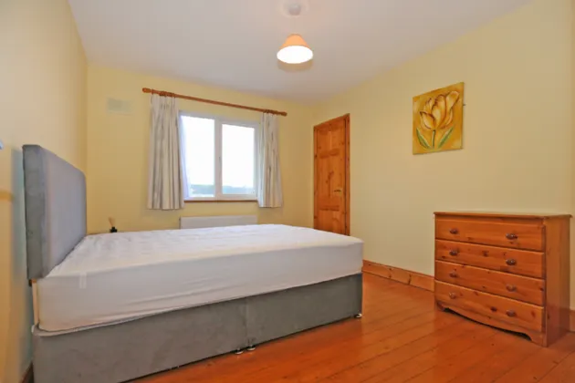 Photo of 31 Woodview Heights, Sixmilebridge, Co. Clare, V95H6K1