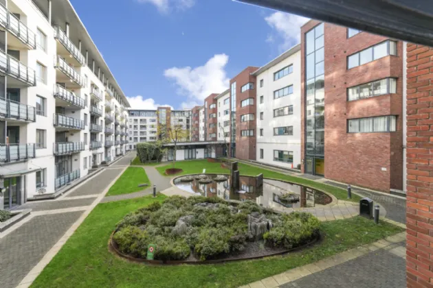 Photo of 6 Barrow House, Custom House Square, IFSC, Dublin 1, D01 A317