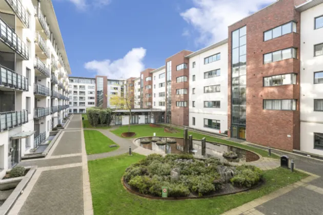 Photo of 6 Barrow House, Custom House Square, IFSC, Dublin 1, D01 A317