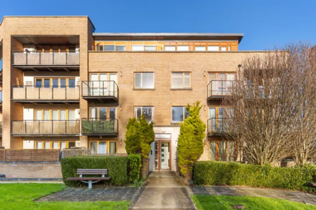 Photo of 35 Belarmine Hall, Belarmine, Stepaside, Dublin 18, D18 C9YA