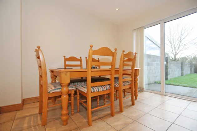 Photo of 27 Dun Aras, Shannon, Clare, V14DF22