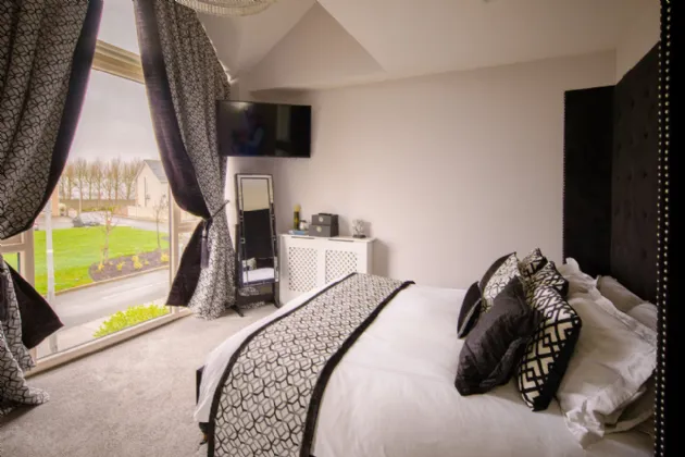 Photo of 3 Seaview Square, Cnoc na Mara, Blackrock, Co. Louth, A91 H63K