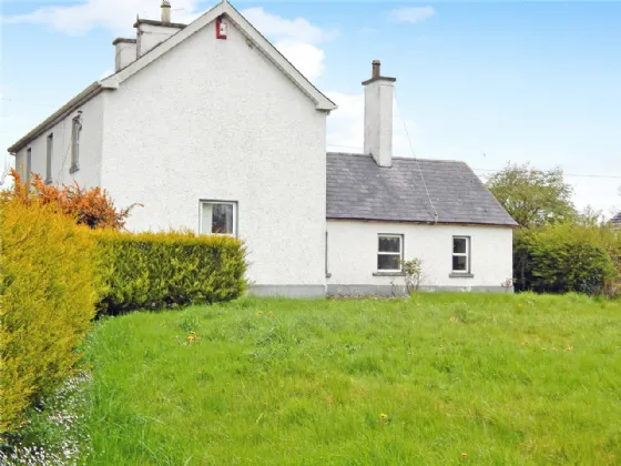 Photo of Parochial House, Dohora, Banogue, Croom, Co Limerick, V35 V210